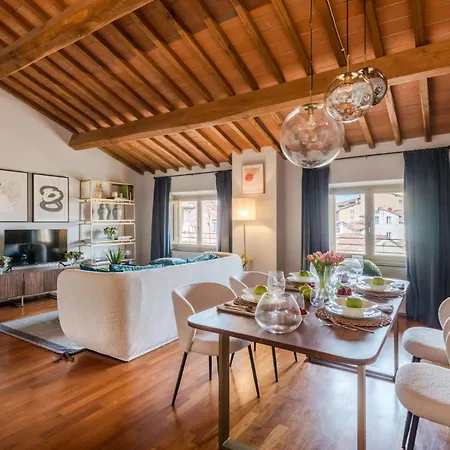 De Nobili Penthouse With Elevator In Appartement *